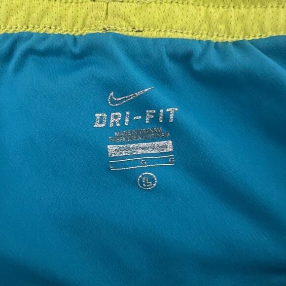Dri-fit Nike shorts - Picture 4 of 5